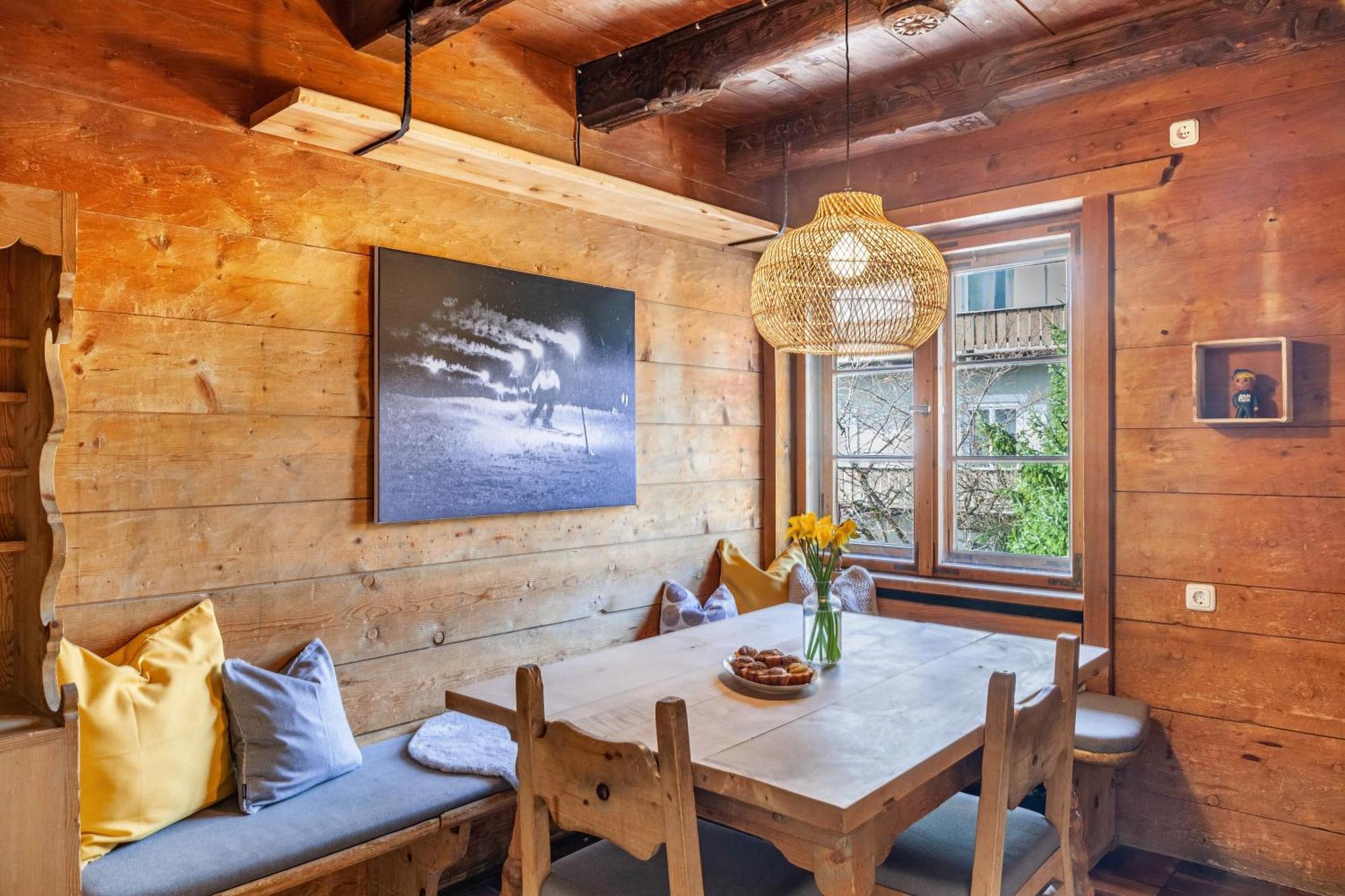 Ferienwohnung Siebzehn35 Garmisch-Partenkirchen Luaran gambar